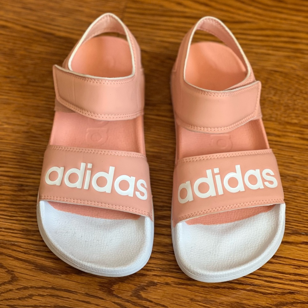 Adidas Adilette Women’s Rose Color Sandals